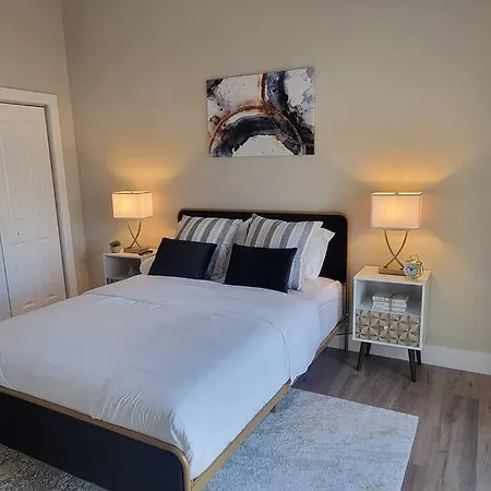Alluring Luxury Oasis, Modern Comfort & Relaxation Wellington Exterior photo